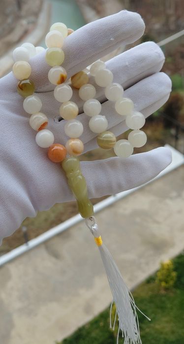 Четки из Натуральных камней.