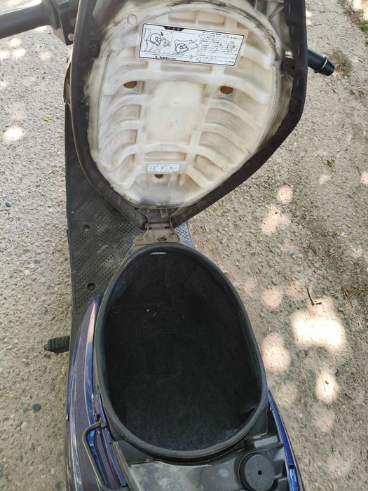 Suzuki adress 100