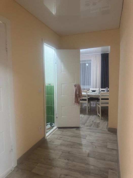 Продам квартиру 4 комнатную