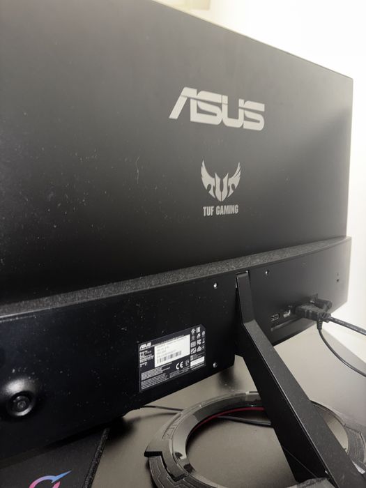 Monitor de gaming asus 165Hz