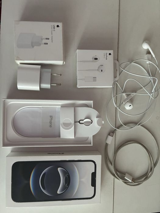 Продам iPhone 16e