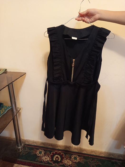 1 2 marta kiyilgan kichgina bub qolgan