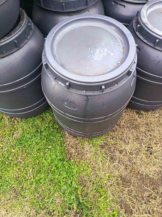 Пластмасови дебелостенни бидони