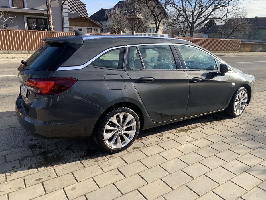 Opel astra tourer sports