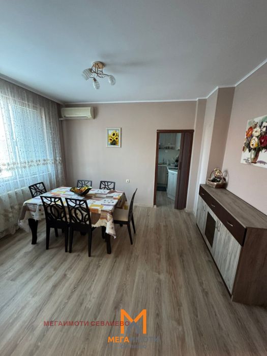 Продава се Тристаен апартамент в Севлиево - 106 кв.м за 505 €/кв.м - Снимка #1