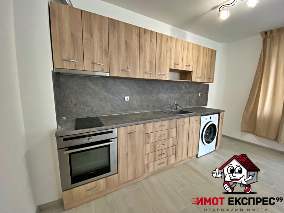 Дава се под наем Тристаен апартамент в Асеновград - 90 кв.м за 306 € - Снимка #5