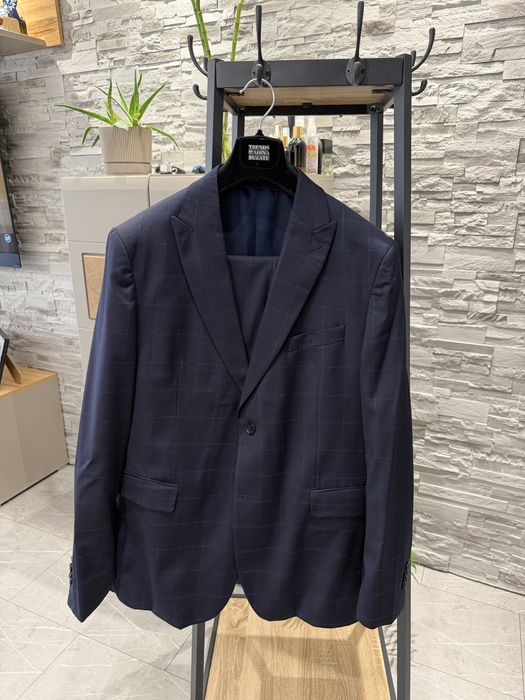 Costum Trend s by Adina Buzatu marime 56/ purtat o singura data