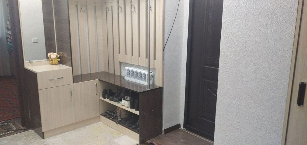 27 мкр 3 хана  тас керпич Квартира сатылады