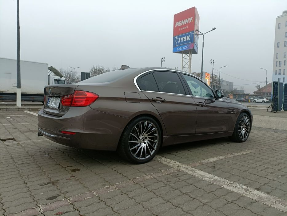 BMW 328i 245cp Luxury Line Automat 135000km