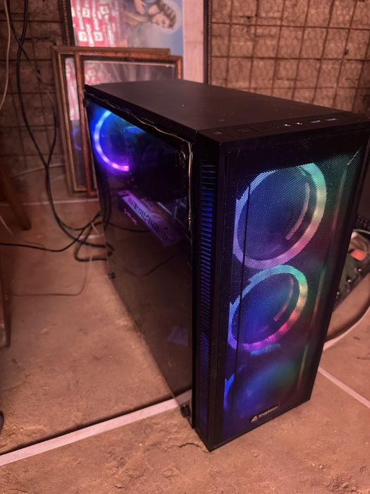 Vând pc gaming