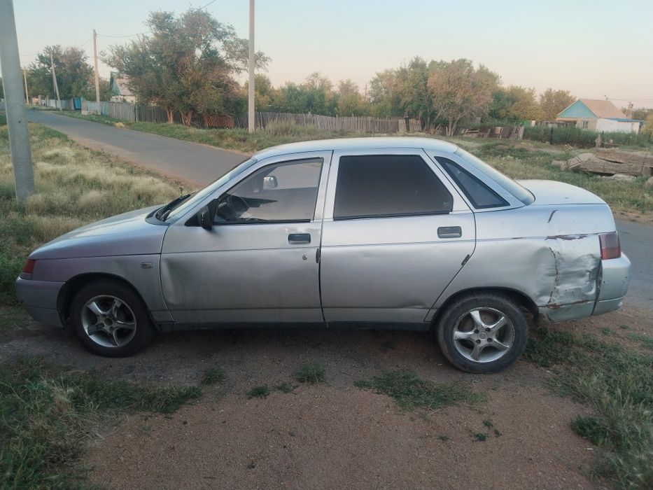 Продам ВАЗ 21100