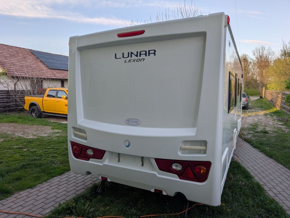 Rulota Lunar Lexon 590, 2018  SKYVIEW duș separat, 4-5pers, Cort,Truma  Alko-Atc