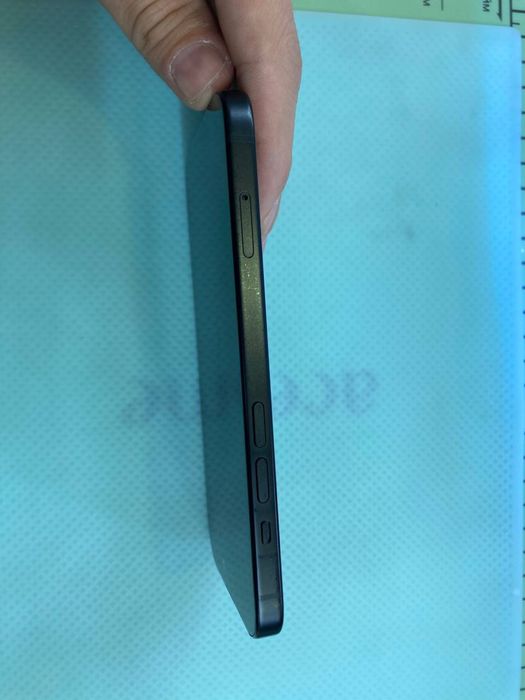 Iphone 15 128 гб, черный