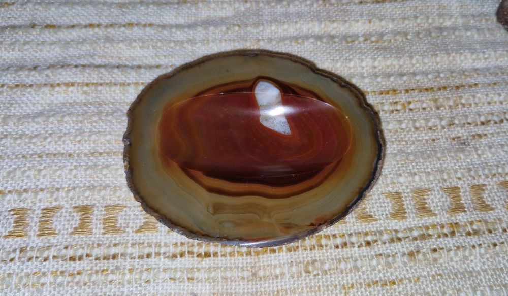 Декоративна чинийка от ахат