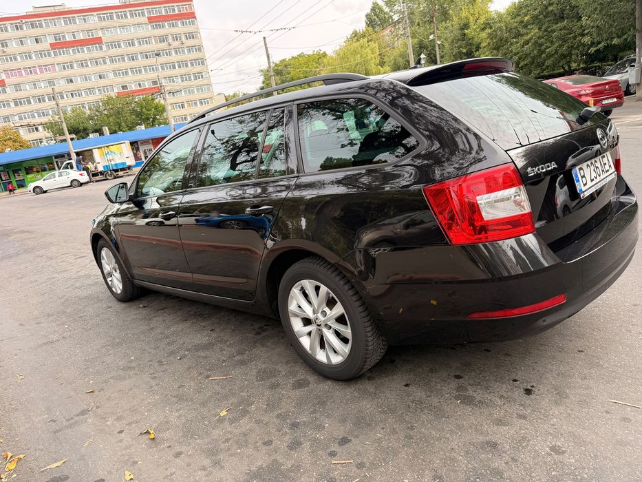 SKODA Octavia 2019 — imagine 4