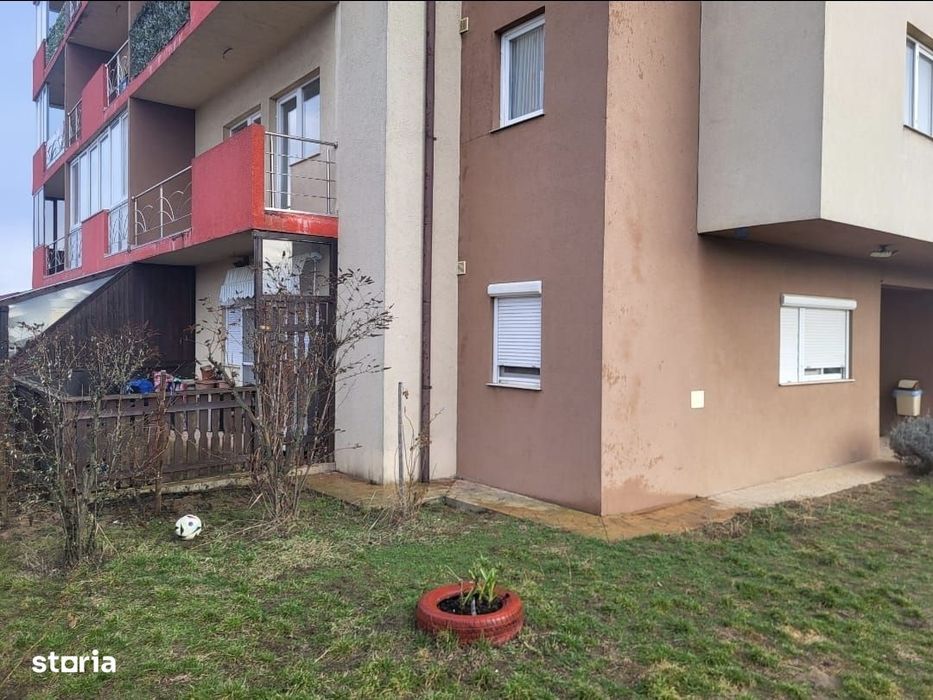Apartament luminos de 2 camere cu terasă