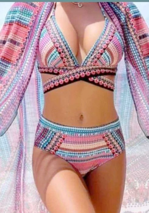 Дамски бански от бързосъхнеща материя