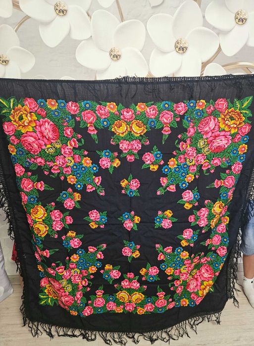 Шерстяные платки