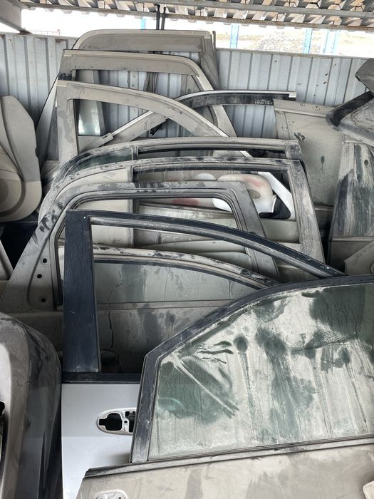 Машина есіктері