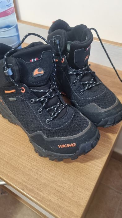 Боти момче Viking