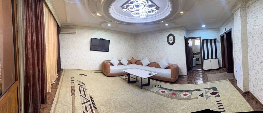 Продам трёх комнатная.  77 серия