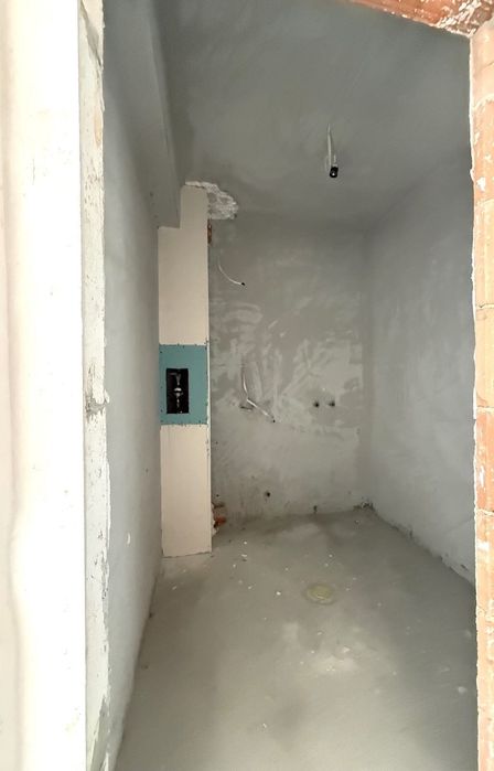 Продава се Двустаен апартамент в Варна, Бриз - 63 кв.м за 2151 €/кв.м - Снимка #10