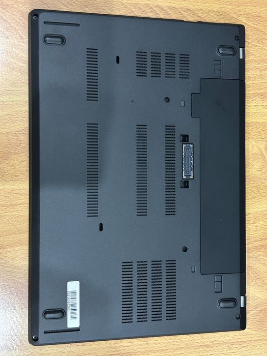 Като нов! Лаптоп Lenovo ThinkPad Т470 i7/16GB/512GB с 3 мес. гаранция!