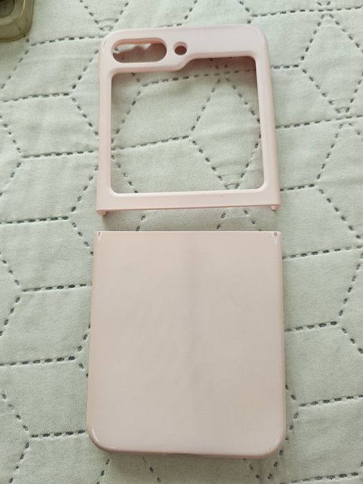 Калъфи за телефони зед флип 5 и галакси А22 5г