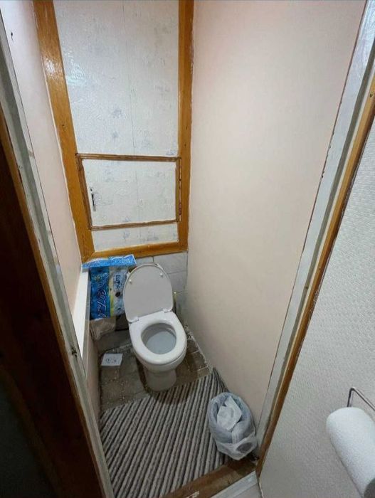 Квартира сотилади 1в2/4/4