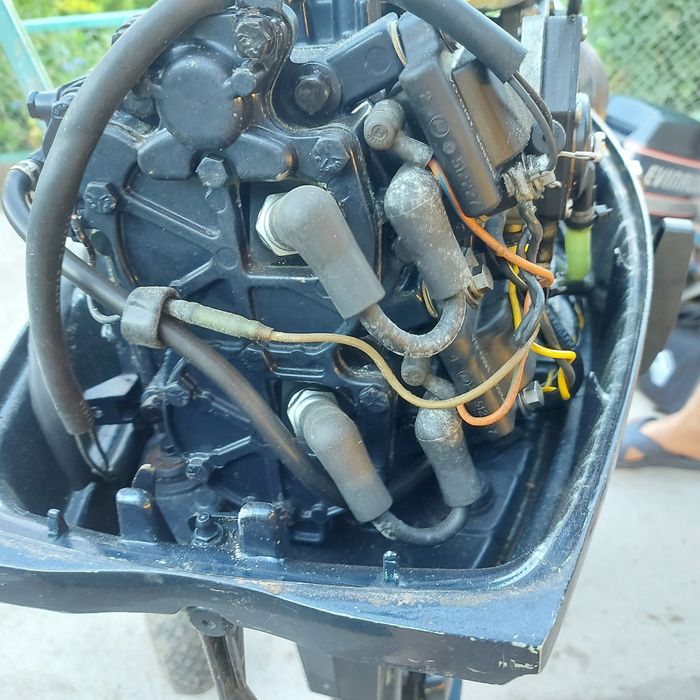 Продам мотор лодочный