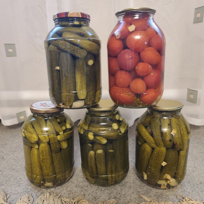 Продам соленые огурцы