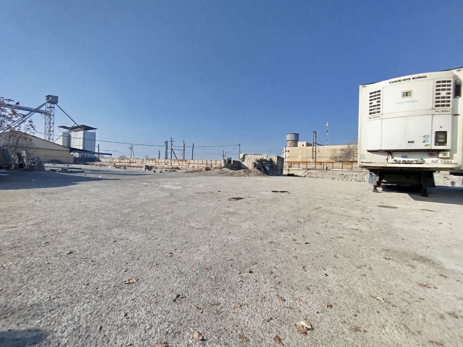 Продаётся база 2 Гектара с ЖД веткой, Янгиюль