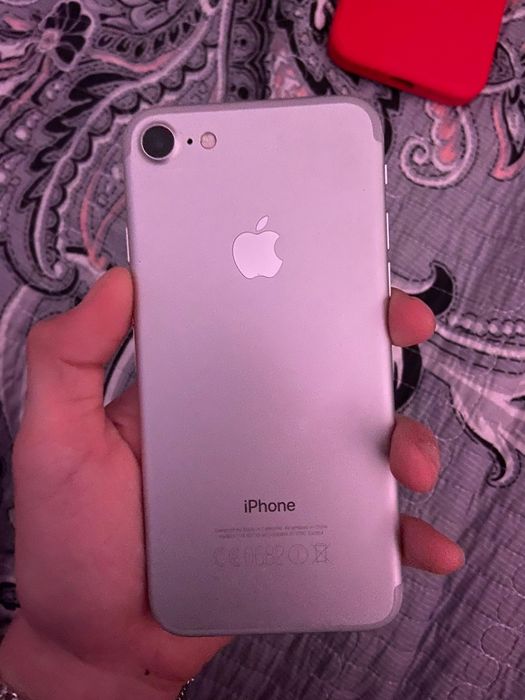 Айфон 7 32гб память