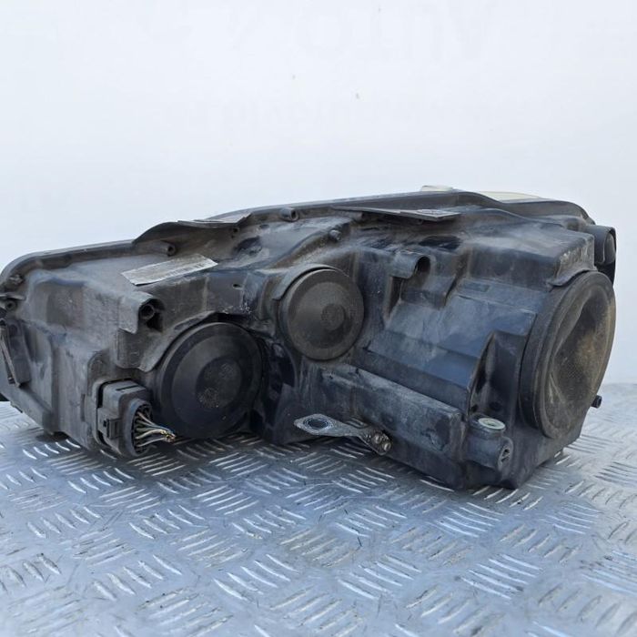 Far dreapta cu halogen Volkswagen Golf 6