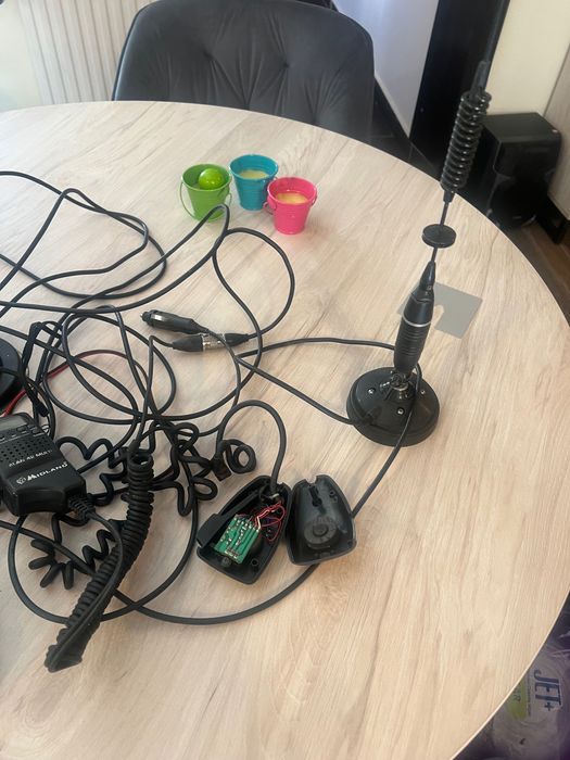 Stație emisie recepție