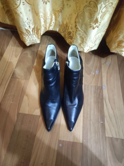 Продам ботильоны