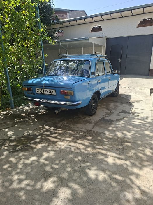 Jiguli vaz  21 011