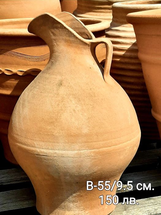 Глинени саксии и поставки от ковано желязо