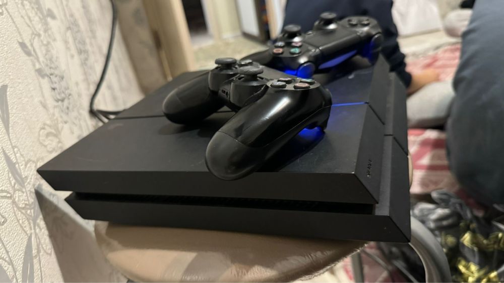 Playstation 4 fat