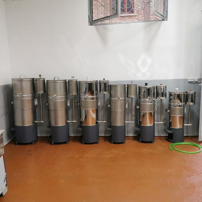 Stainlesspremium.uz Самоварь из нержавейки.Нержавейка самовар бок...