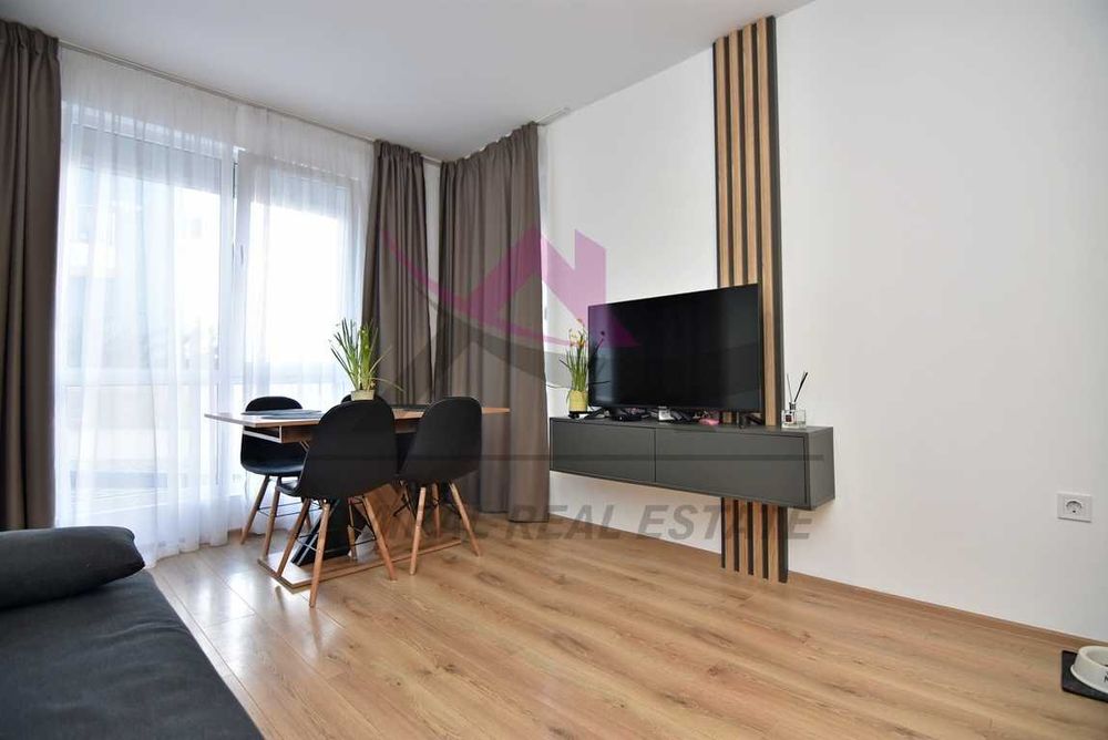 Продава се Двустаен апартамент в Варна, Възраждане 3 - 53 кв.м за 1318 €/кв.м - Снимка #2