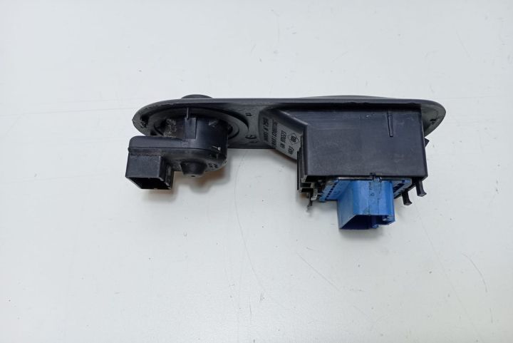 Butoane  Comanda Geamuri 8200011867 Opel Vivaro A seria