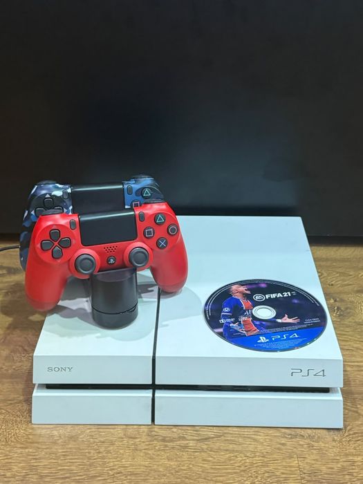 Sony PlayStation 4 Slim 500GB White + FIFA 21 + Зарядная станция