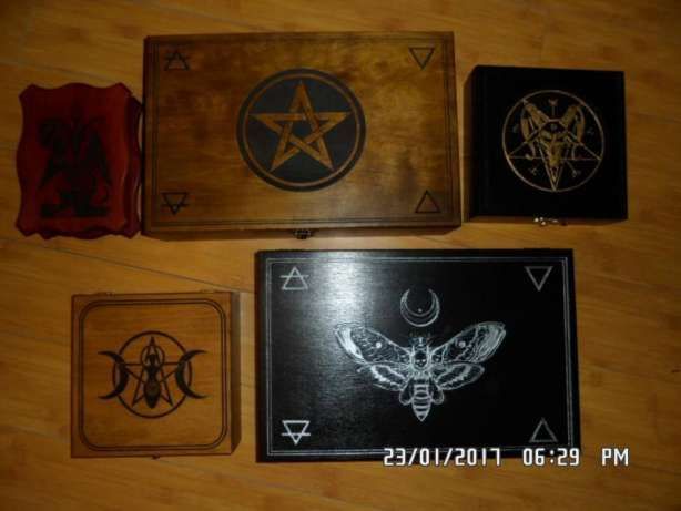 Шкатулка деревянная "Скарабей"