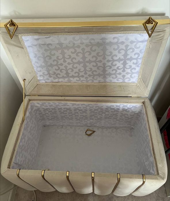 Сундук для приданного