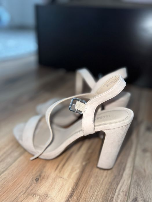 Продам летние босоножки