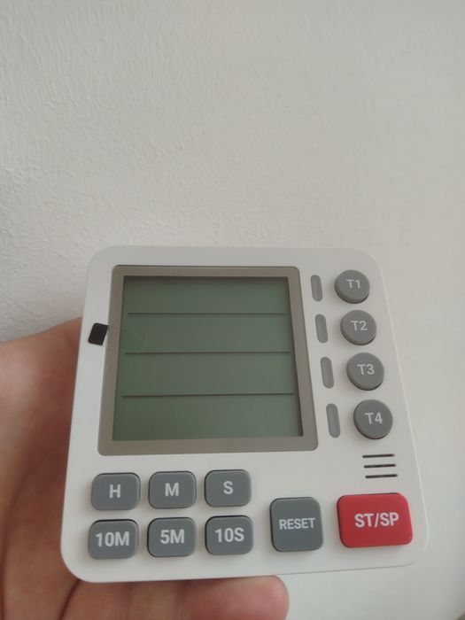 Timer digital cu 4 posturi