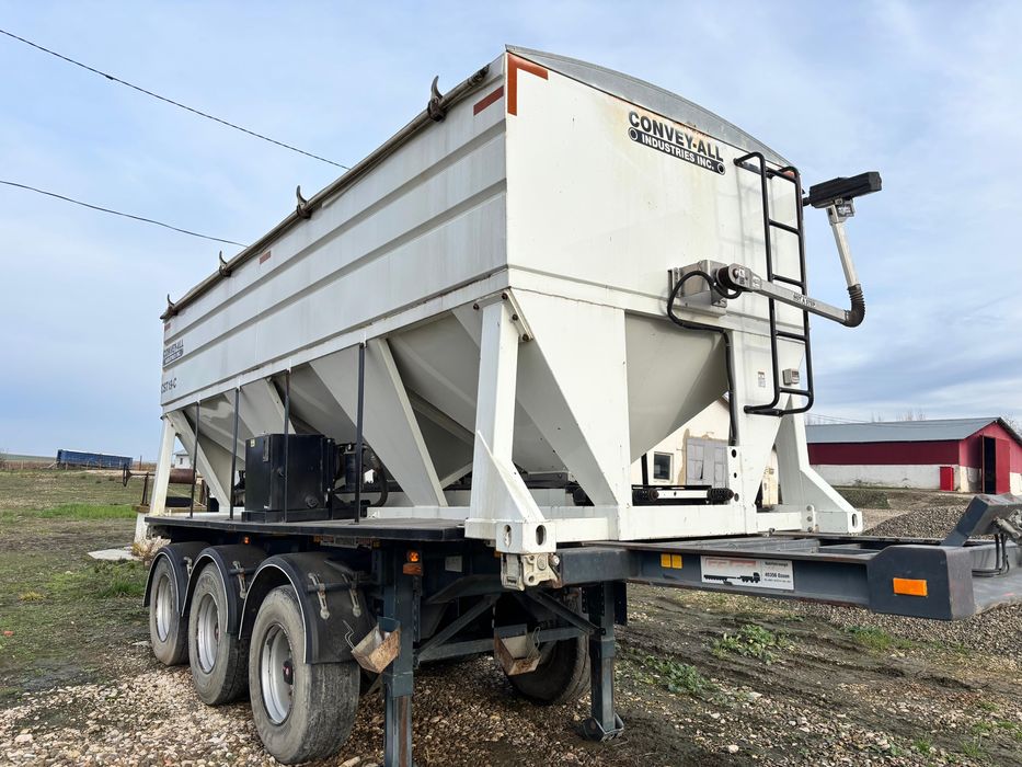 Remorca agricola de transfer samanta si Igrasamant Convey All CST19000
