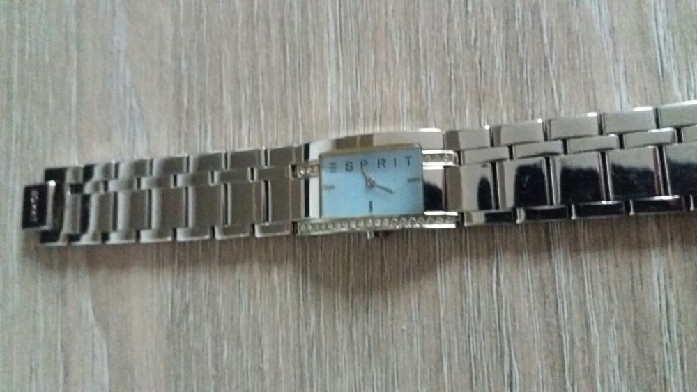 Ceas Esprit