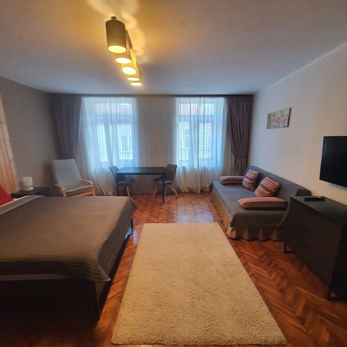 Utilitati incluse Chirie termen scurt Studio centrul vechi Brasov
